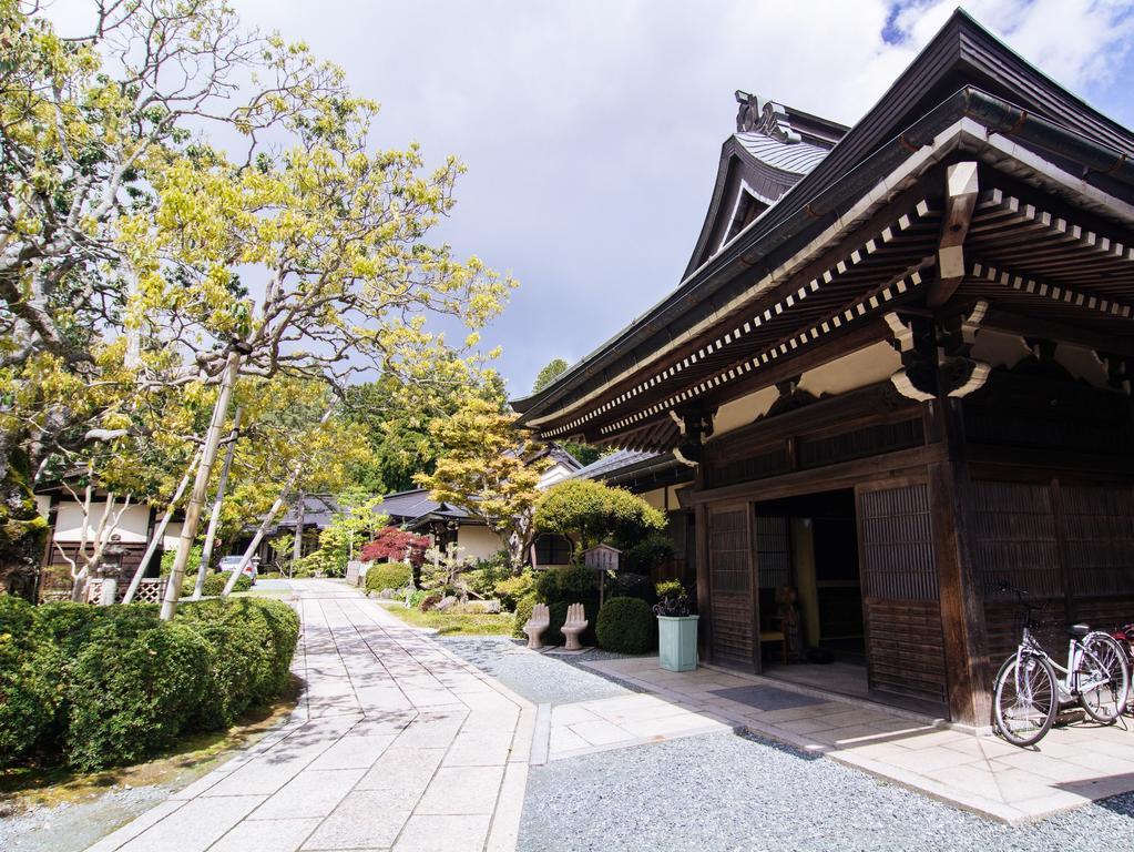 Koyasan Shukubo Jokiin Hotel Exterior foto