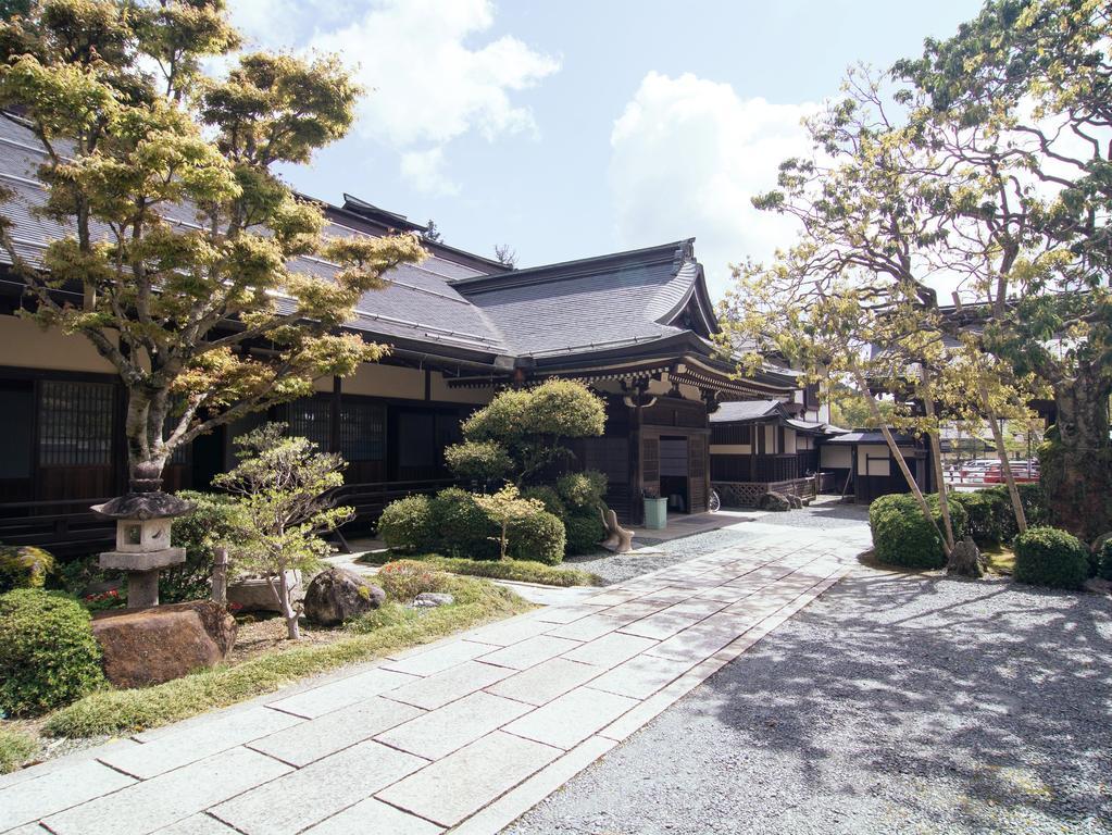 Koyasan Shukubo Jokiin Hotel Exterior foto